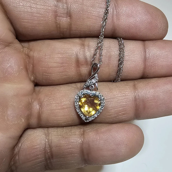 Sterling Silver 925 Citrine Heart Shaped Pendant Necklace 18 Inches Long - Picture 1 of 7